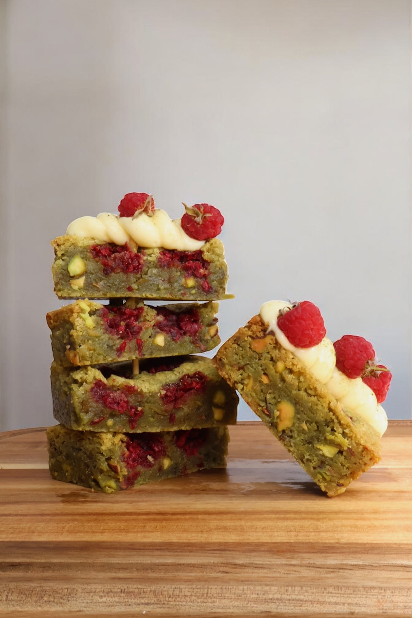 “Brownies & blondies: the masterbook” (e-book)